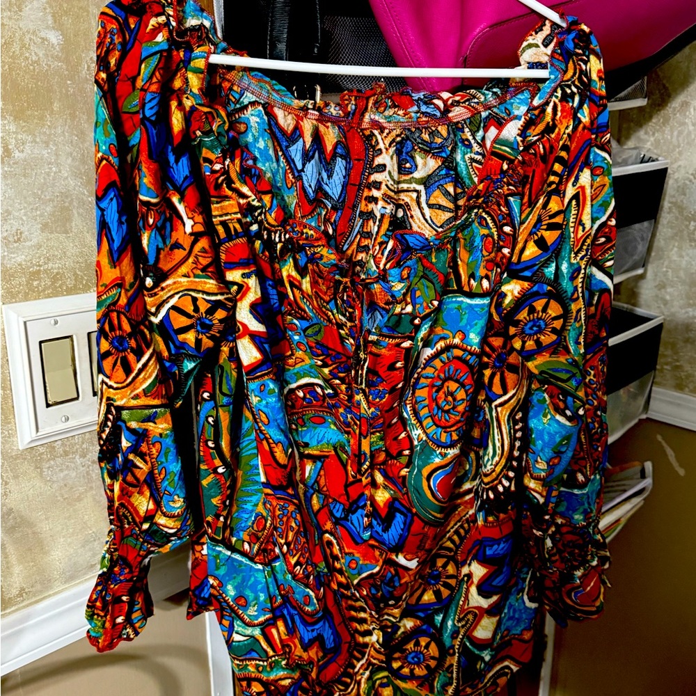 New w/o tags. Off shoulder peasant top